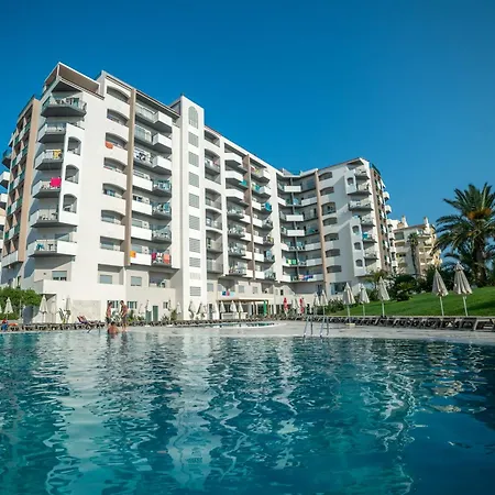 Flor Da Rocha Aparthotel