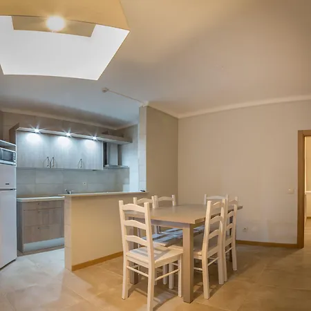 Aparthotel Flor Da Rocha 4*