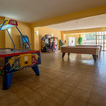 Flor Da Rocha Aparthotel 4*