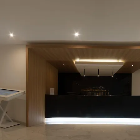 Aparthotel Flor Da Rocha