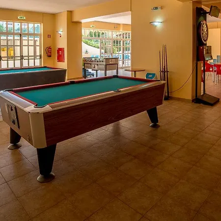 Apartahotel Flor Da Rocha 4*