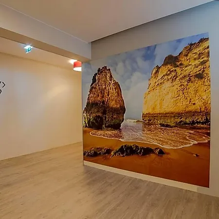 Flor Da Rocha Aparthotel