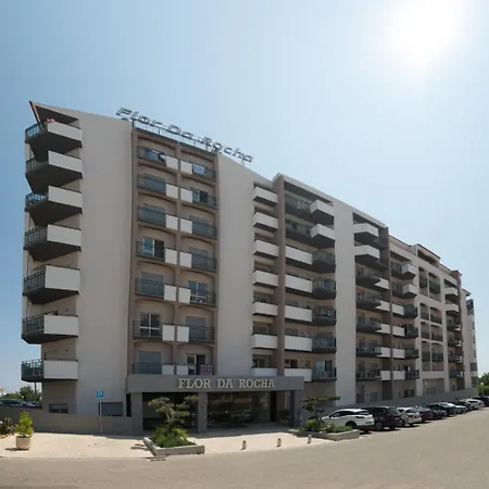 Apartahotel Flor Da Rocha