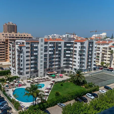 Ξενοδοχείο με διαμερίσματα Flor Da Rocha Portimão